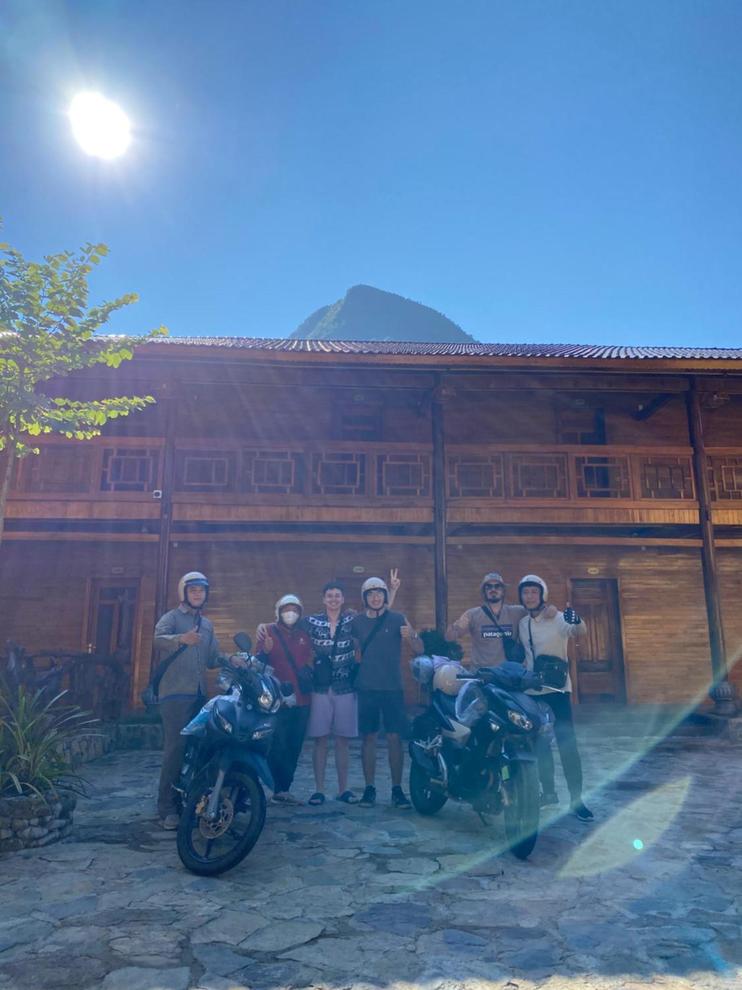 Cao Nguyen Da Homestay Meo Vac Esterno foto