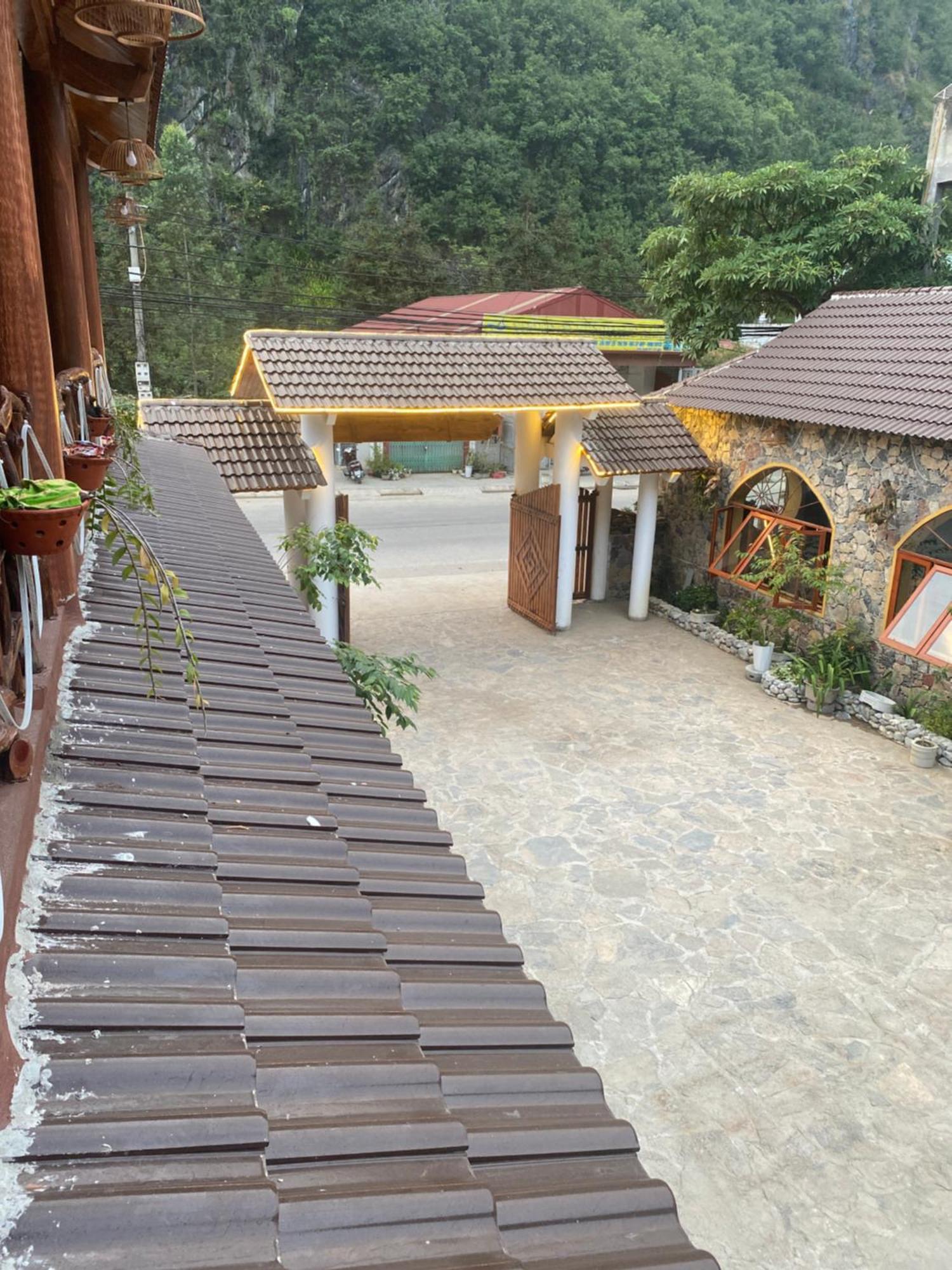 Cao Nguyen Da Homestay Meo Vac Esterno foto