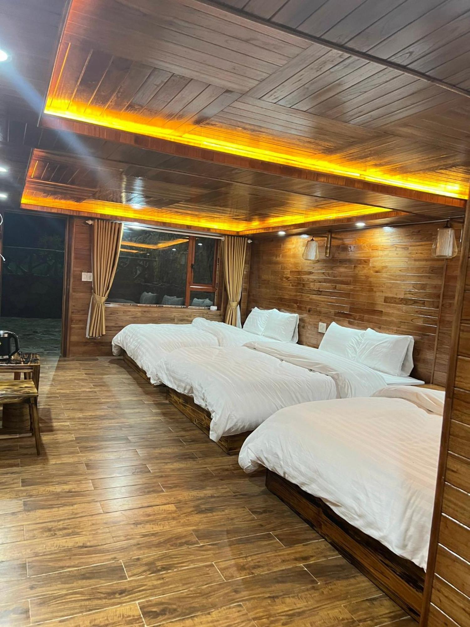 Cao Nguyen Da Homestay Meo Vac Esterno foto